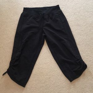 Zella size 6 Capri pant